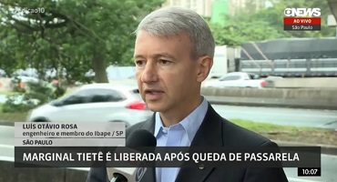Após 7 horas bloqueada por queda de passarela, Marginal Tietê é liberada